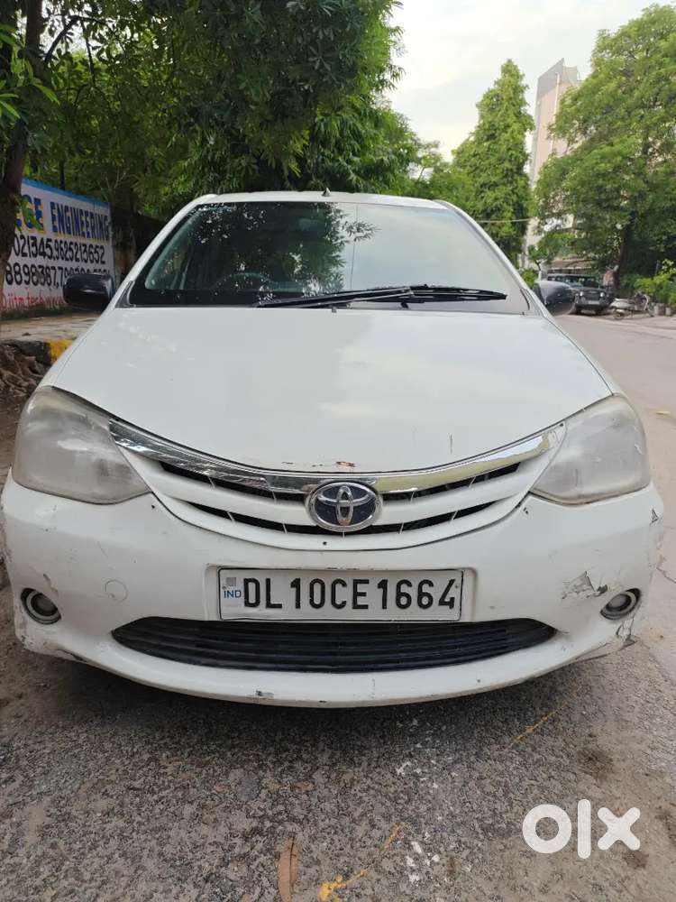 Toyota Etios Liva 2012