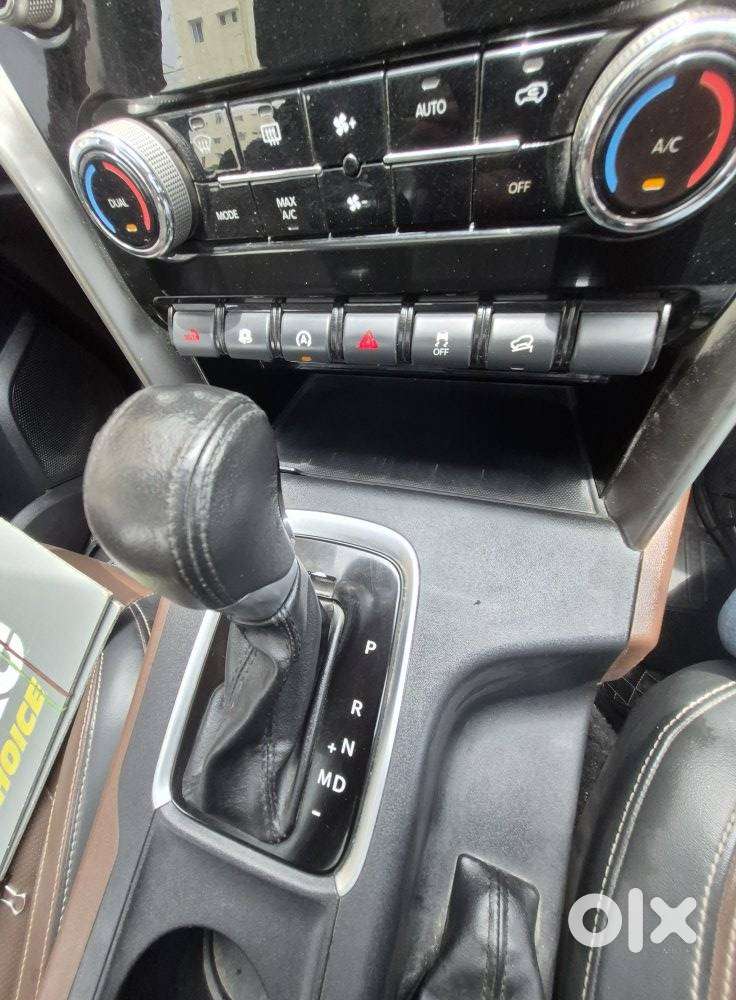 Mahindra Scorpio-n 2.0 Z8 L Petrol At 7 Str, 2022, Petrol