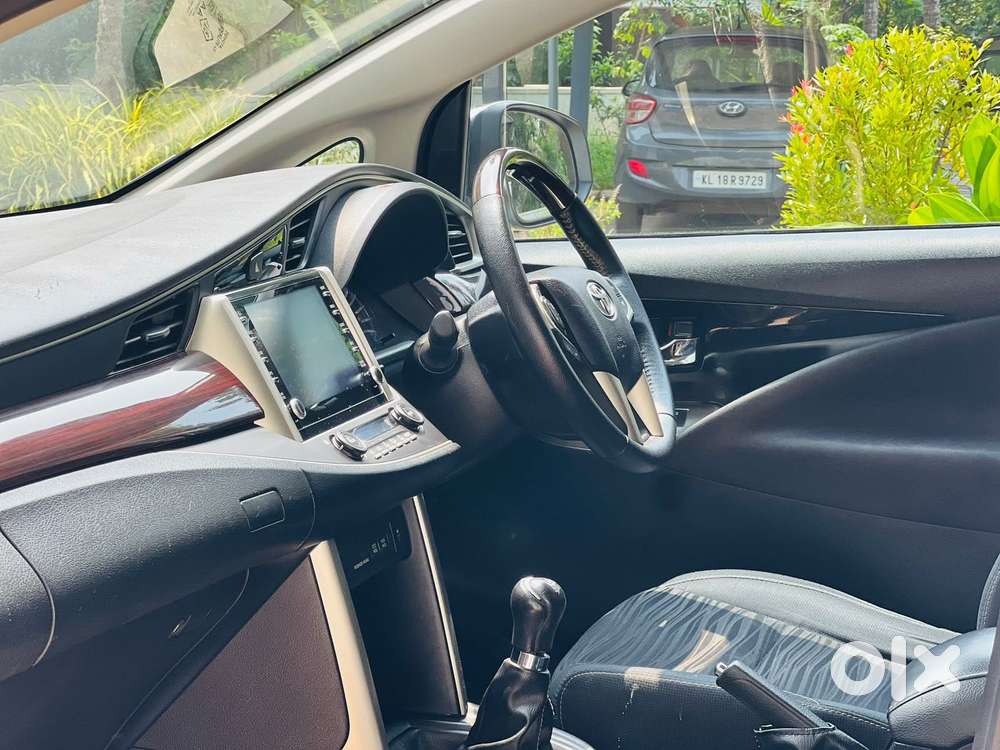 Toyota Innova Crysta 2.4 V 7 Str, 2022, Diesel