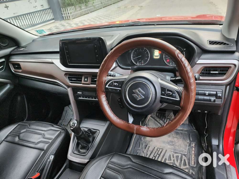 Maruti Suzuki Brezza 1.5 Zxi Smart Hybrid, 2022, Petrol