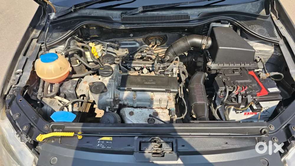 Volkswagen Polo Petrol Highline 1.2l, 2013, Petrol