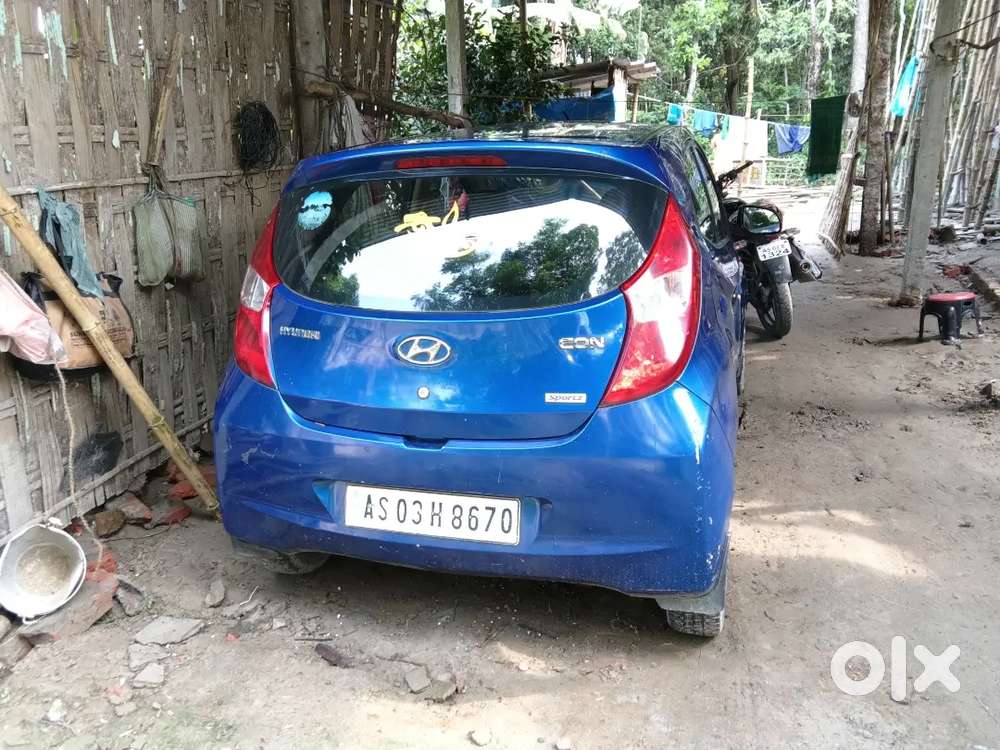 Hyundai Eon Sportz 2011 Km Driven