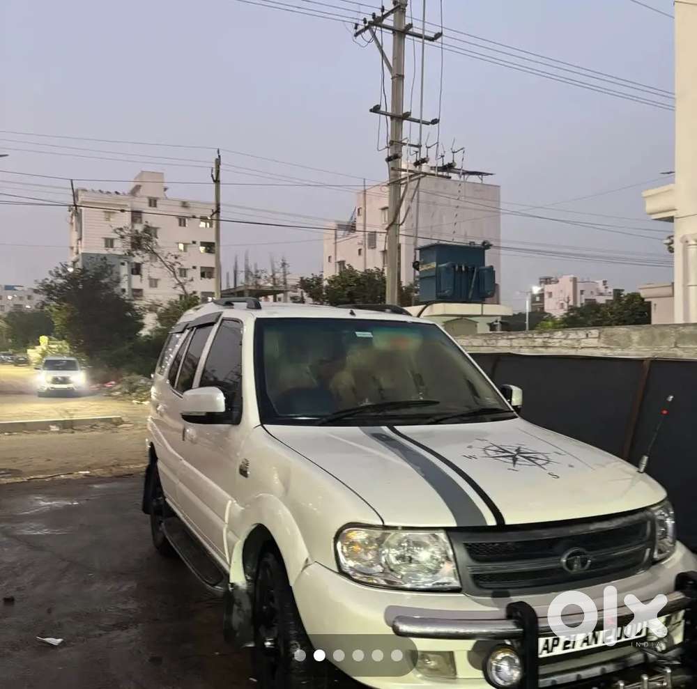 Tata Safari Dicor 2011