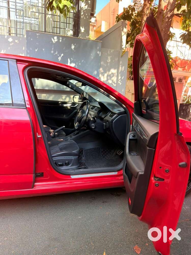 Skoda Octavia, 2018, Petrol