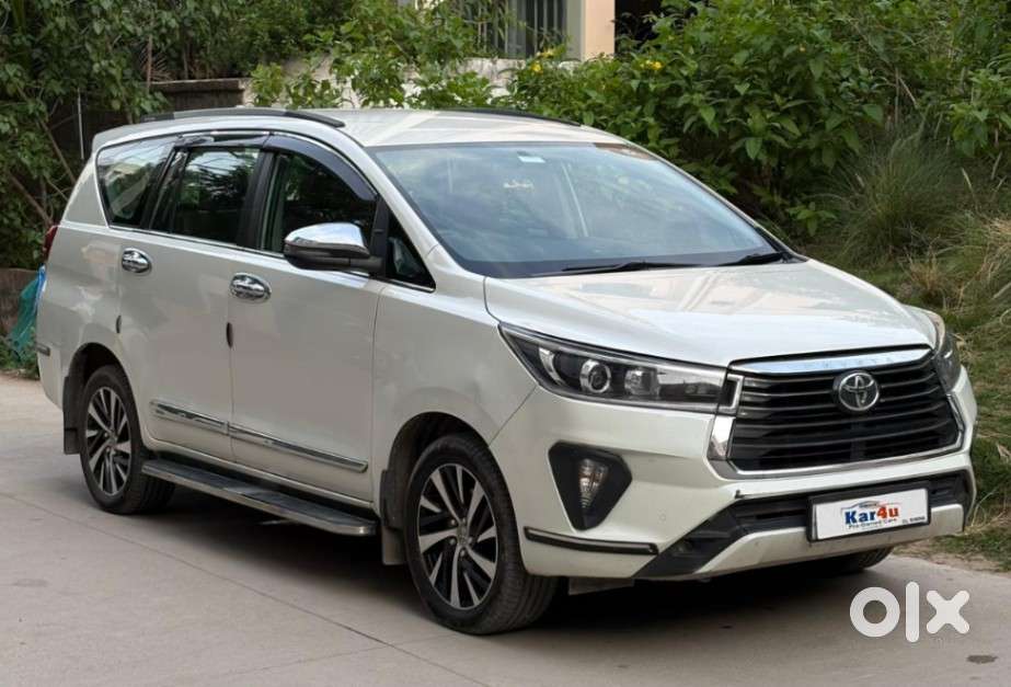 Toyota Innova Crysta 2.4 Z 7 Str, 2022, Diesel