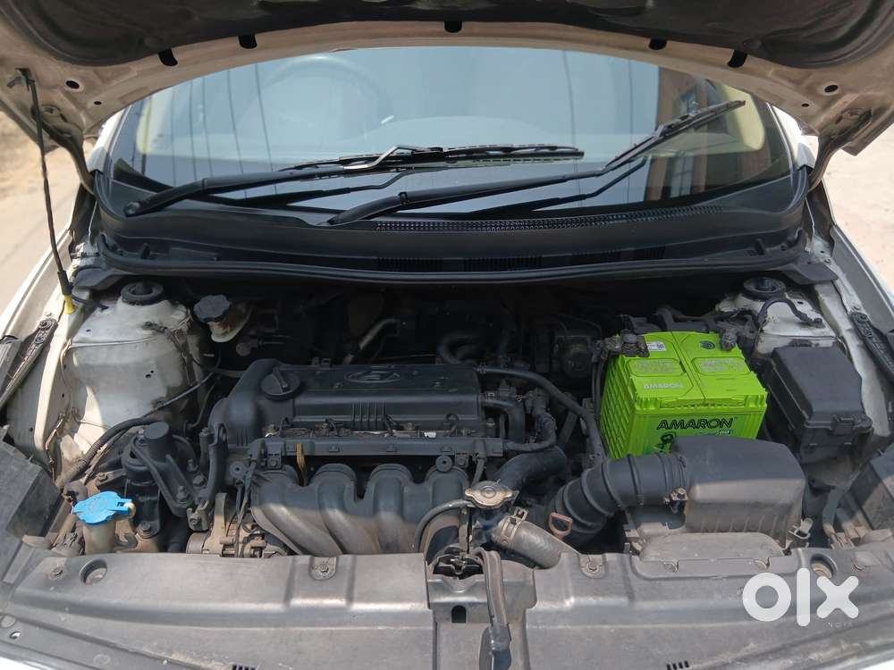 Hyundai Verna Vtvt 1.6 Sx, 2015, Petrol