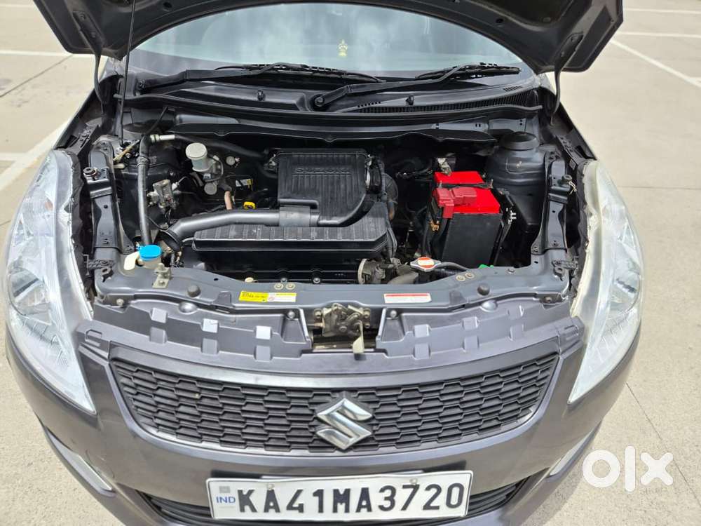 Maruti Suzuki Swift Vxi With Abs, 2016, Petrol
