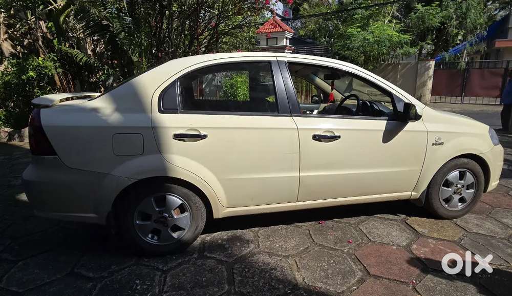 Chevrolet Aveo 2009 Petrol 68000 Km Driven