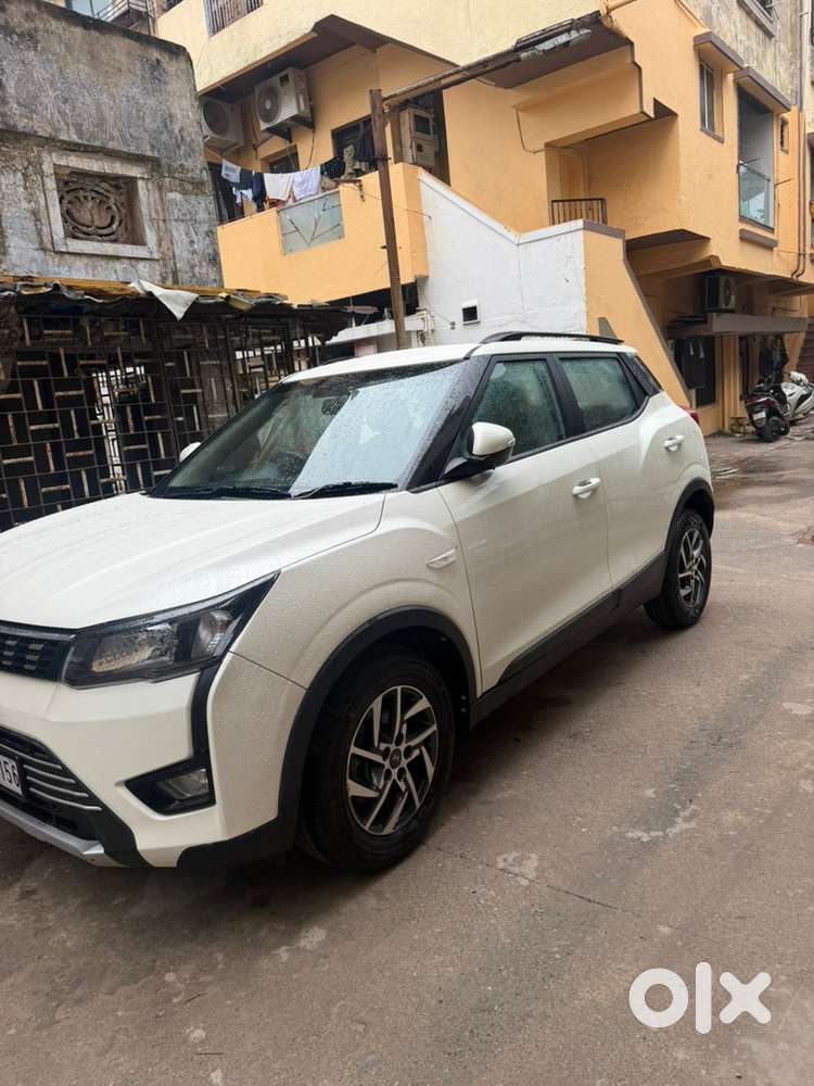 Mahindra Xuv300 2023 Petrol 60000 Km Driven