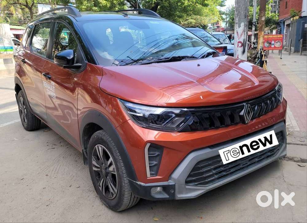 Renault Triber Rxz, 2025, Petrol