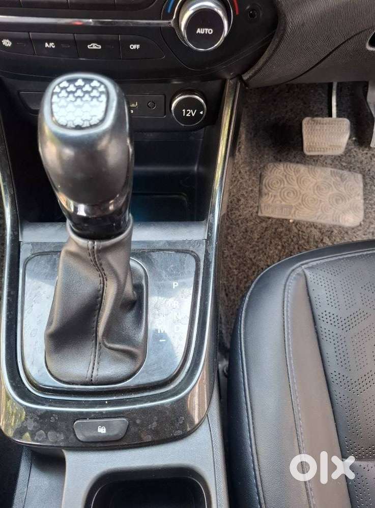 Tata Altroz 1.2 Xza Plus, 2022, Petrol