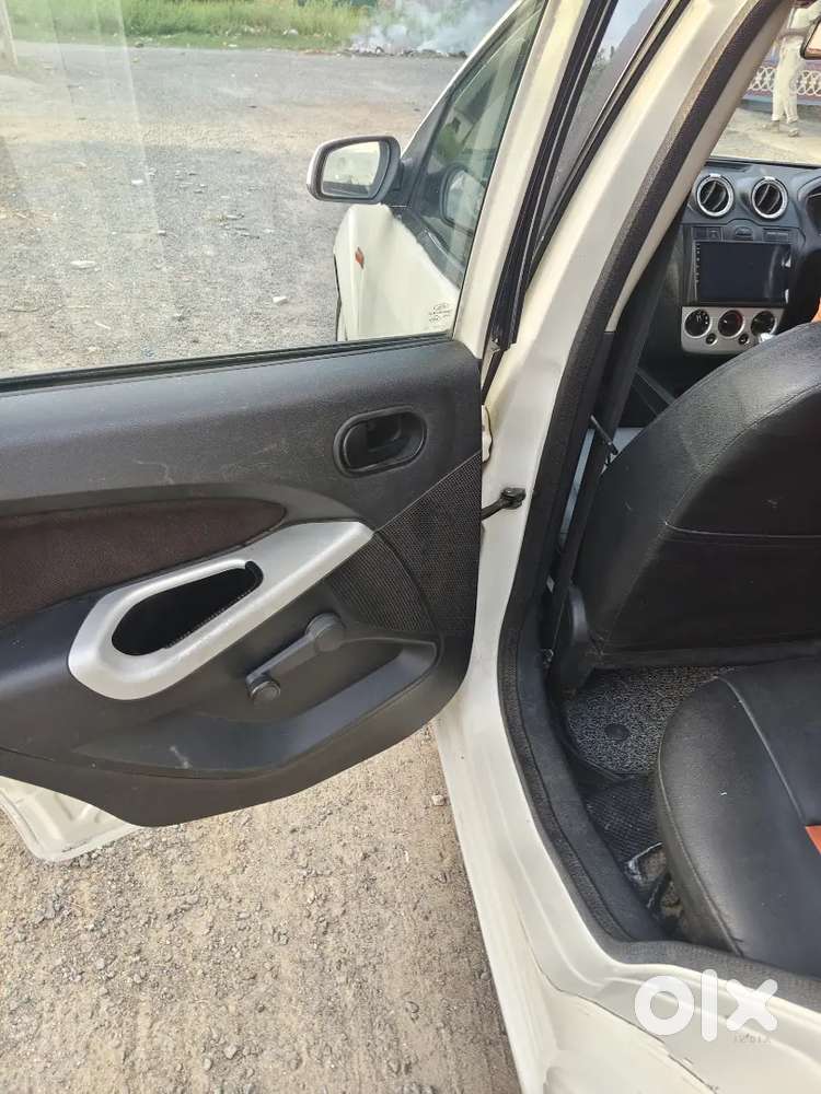 2030 Life Ford Figo 2010 Diesel Good Condition