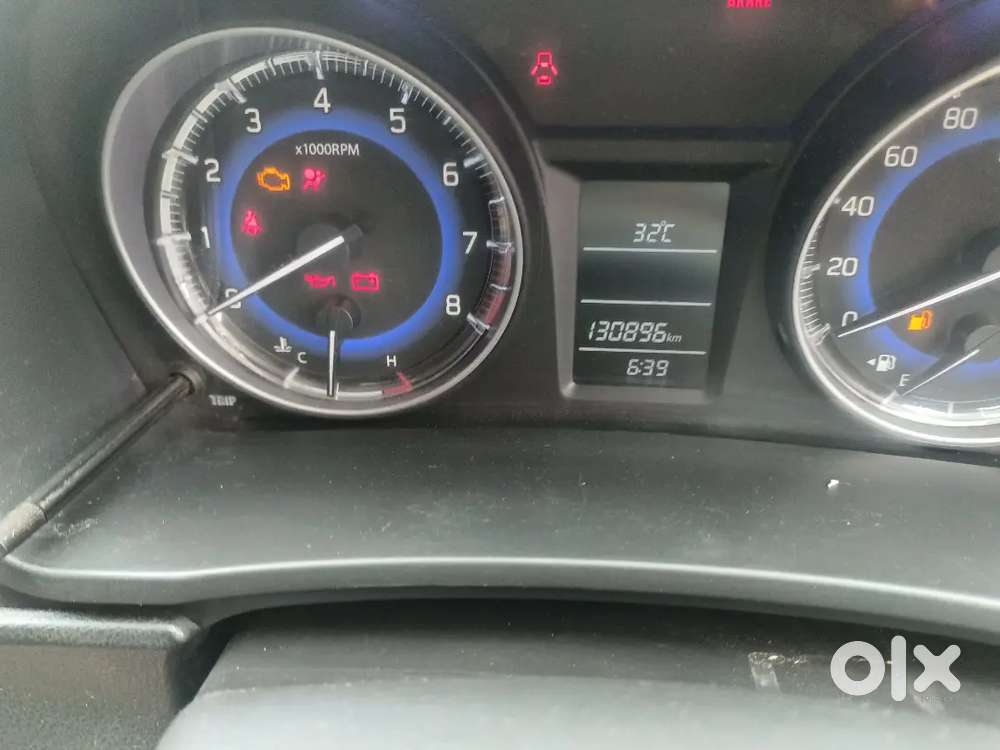 Showroom Tracke Vehicle