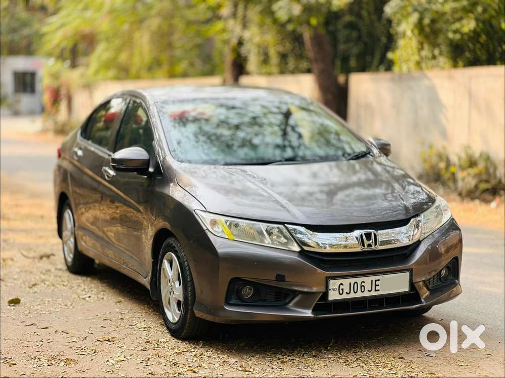 Honda City V At Sunroof, 2015, Petrol