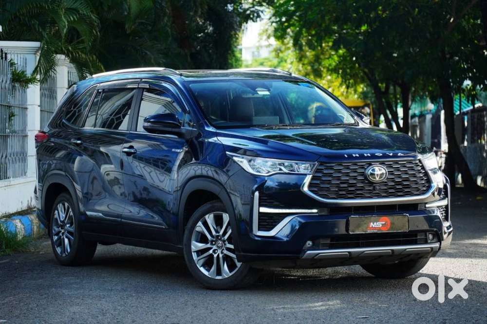 Toyota Innova Hycross 2.0 Zx Hybrid 7 Str, 2023, Petrol