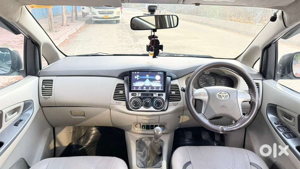 Toyota Innova Diesel 2015