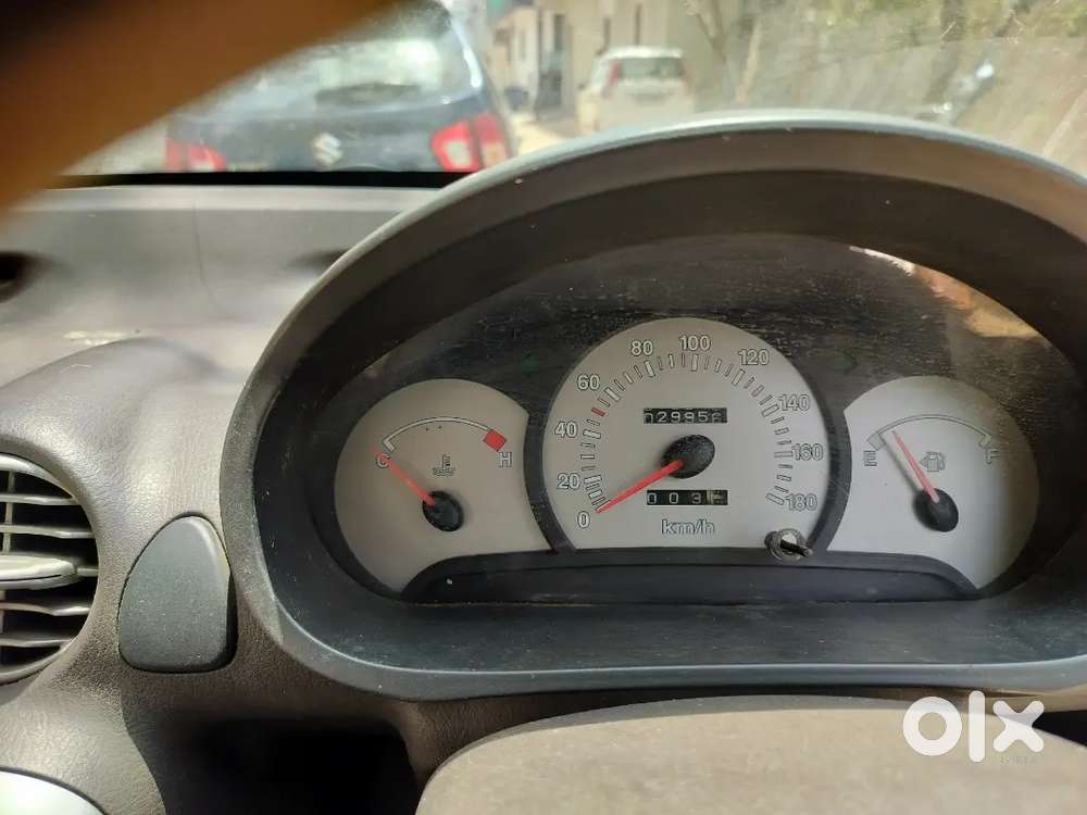 Hyundai Santro Gs Zip 2012