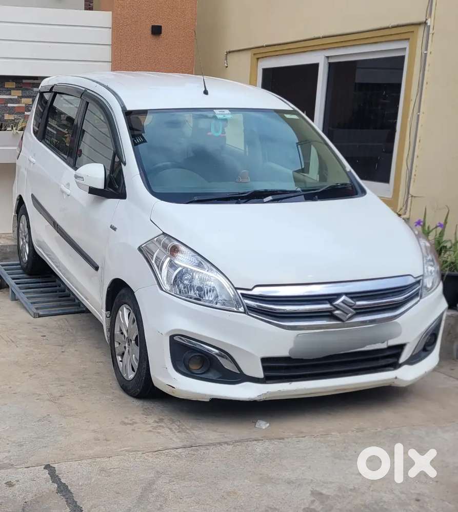 Maruti Suzuki Ertiga 2016 Diesel Well Maintained. Insurance Till 2027.