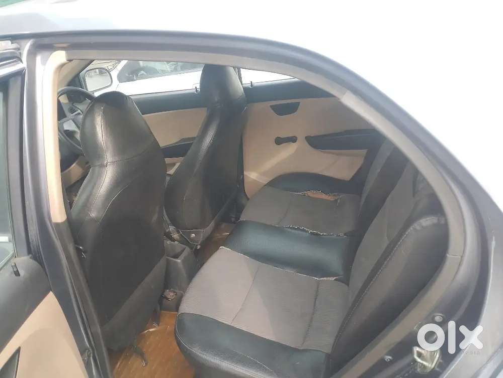 Hyundai Eon Sportz 2011
