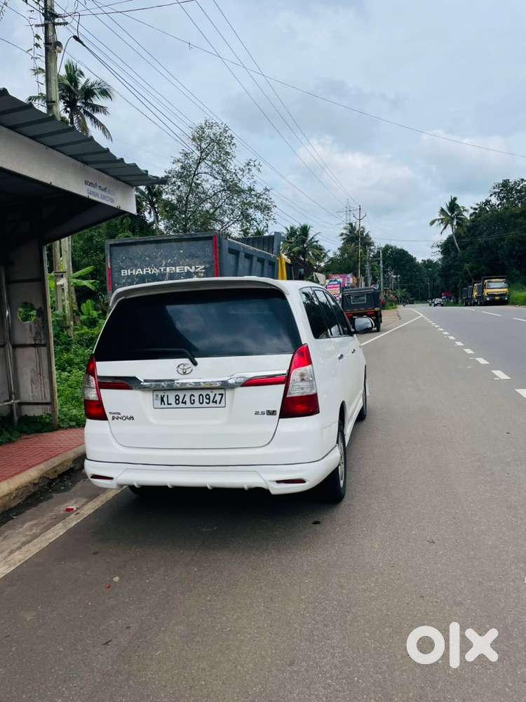 Toyota Innova Diesel 2016 Car
