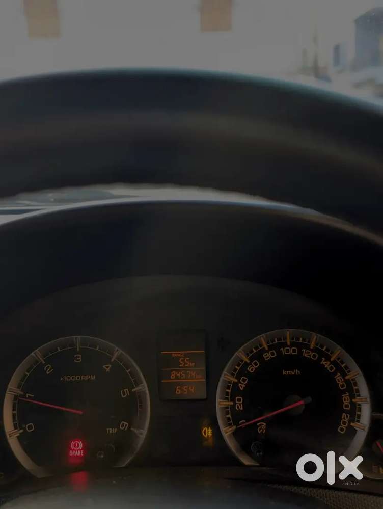 Maruti Suzuki Swift 2015 Diesel 85000 Km Driven