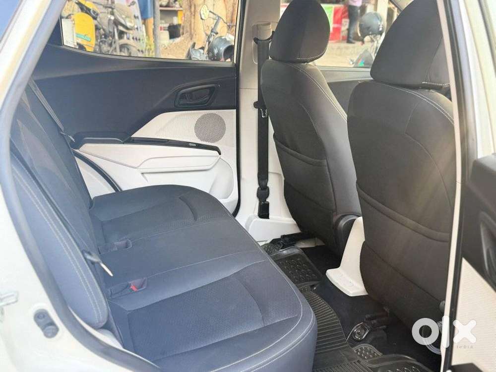 Mahindra Xuv300 W6 Diesel, 2023, Diesel