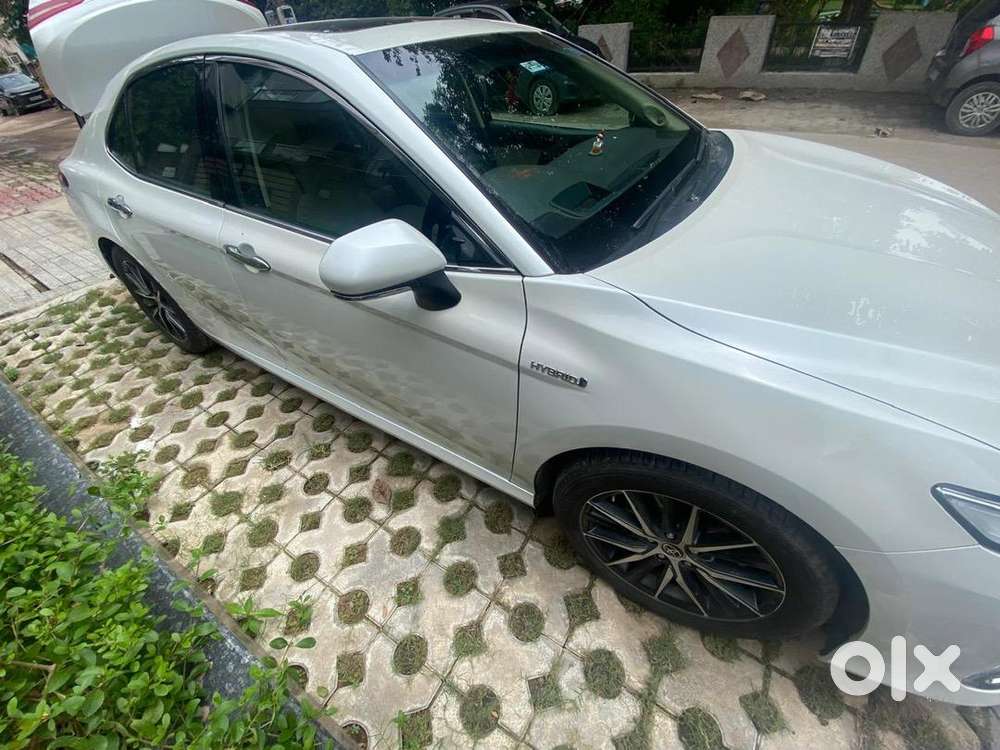 Toyota Camry 2024 Petrol 40000 Km Driven