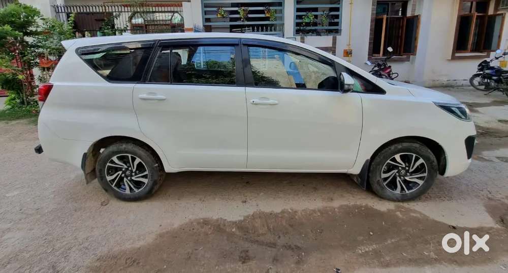 Toyota Innova Crysta Commercial 2.4 Mt 2022