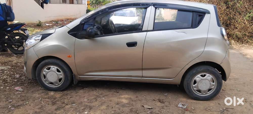 Chevrolet Beat, 2010, Petrol