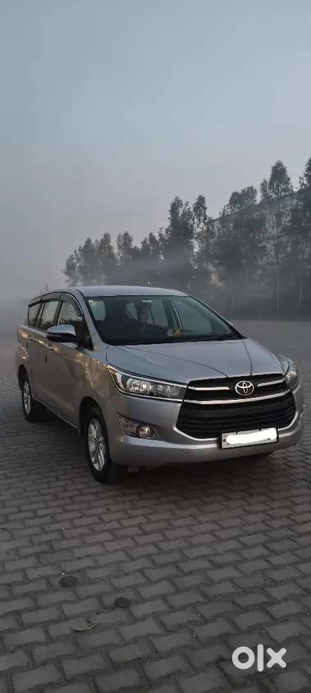 Toyota Innova Crysta 2017