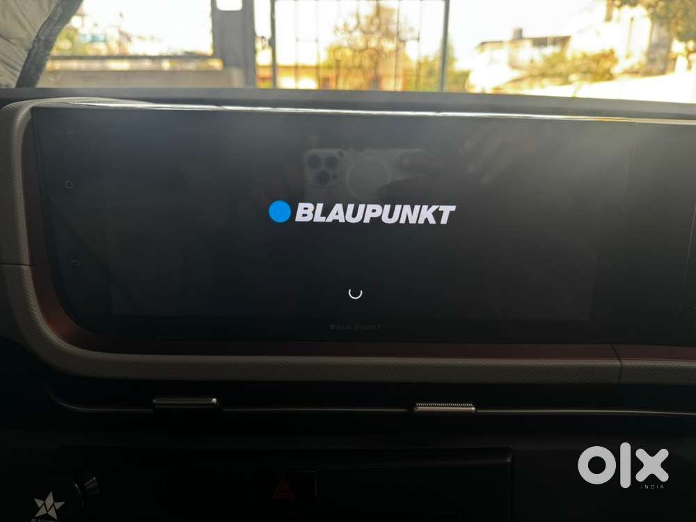 Blaupunkt 12.33 Inch Android Screen