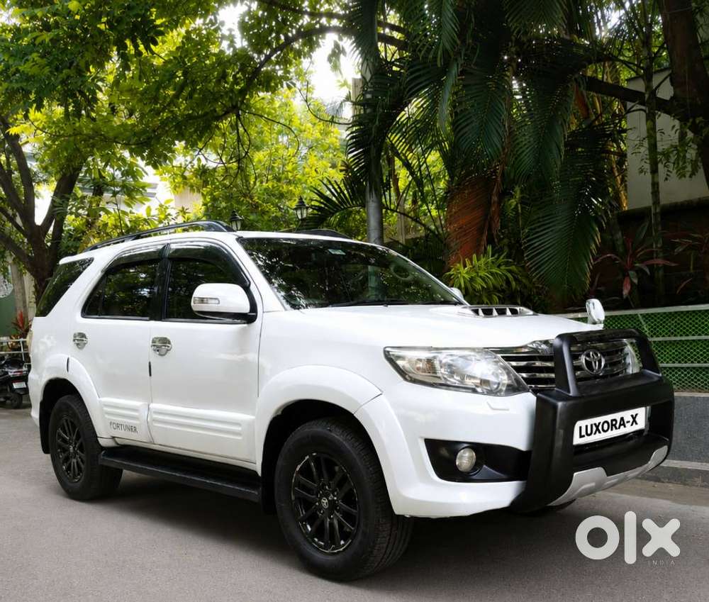 Toyota Fortuner 3.0 4x4 Manual, 2012, Diesel