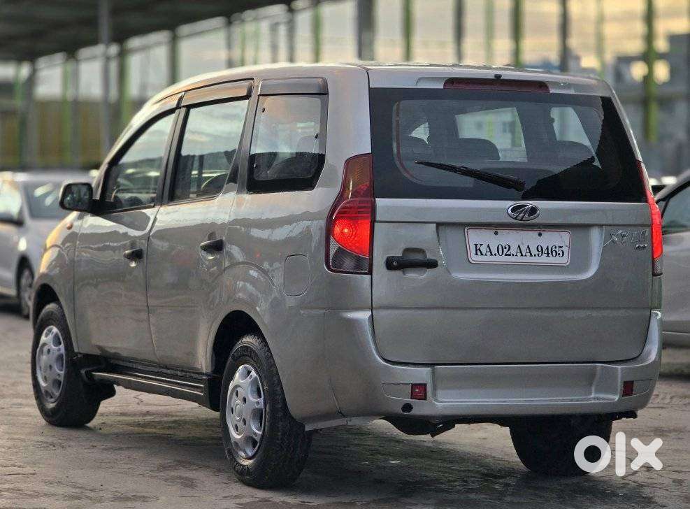 Mahindra Xylo, 2010, Petrol