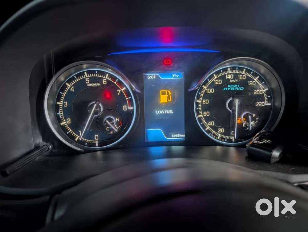 Maruti Suzuki Xl6 1.5 Zeta Mt, 2024, Petrol