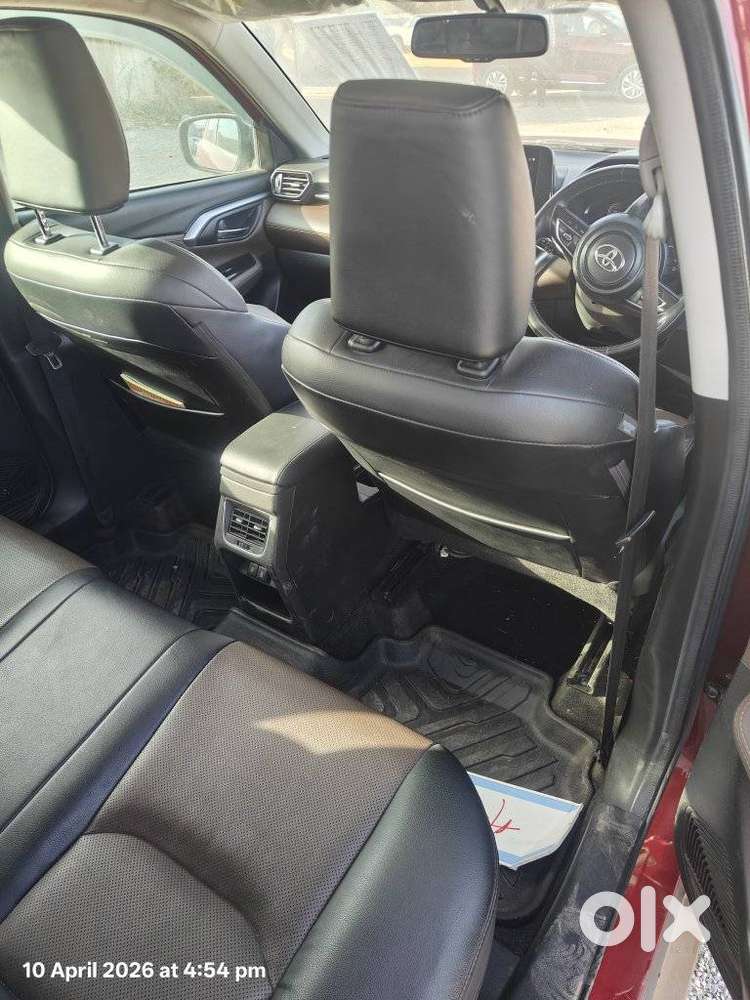 Toyota Urban Cruiser Hyryder 1.5 V Hybrid, 2022, Petrol