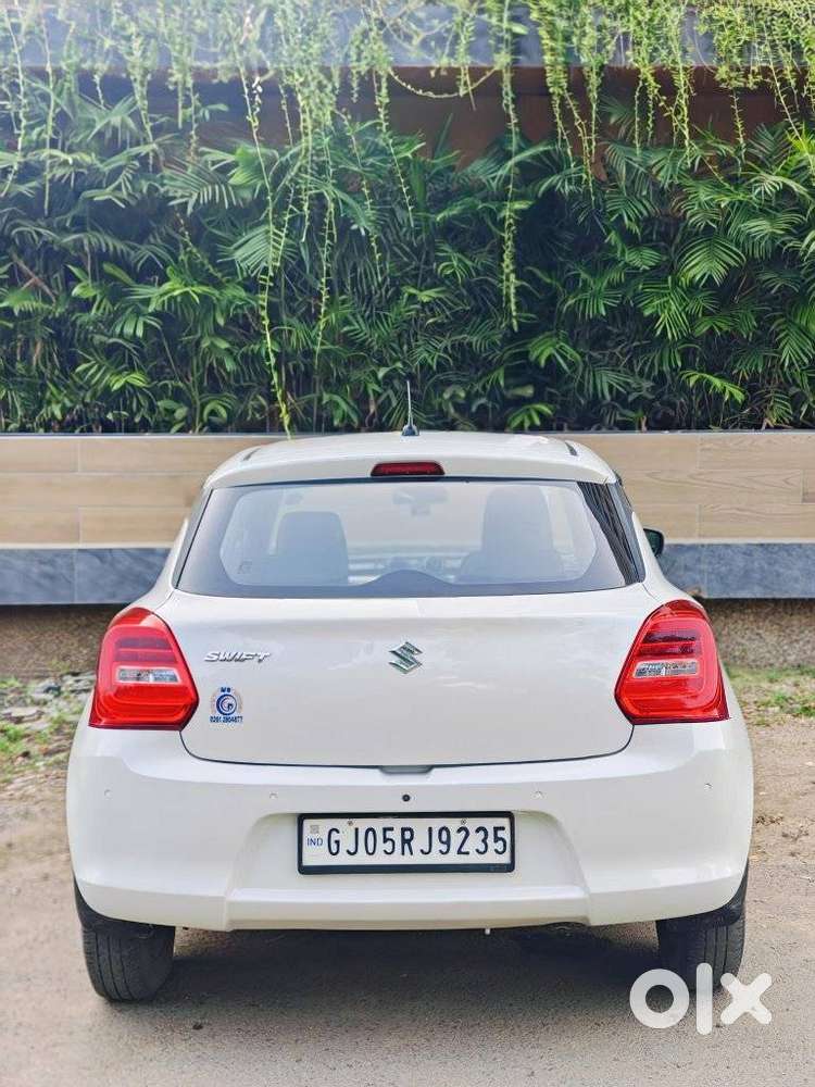 Maruti Suzuki Swift Vxi + Manual, 2020, Petrol