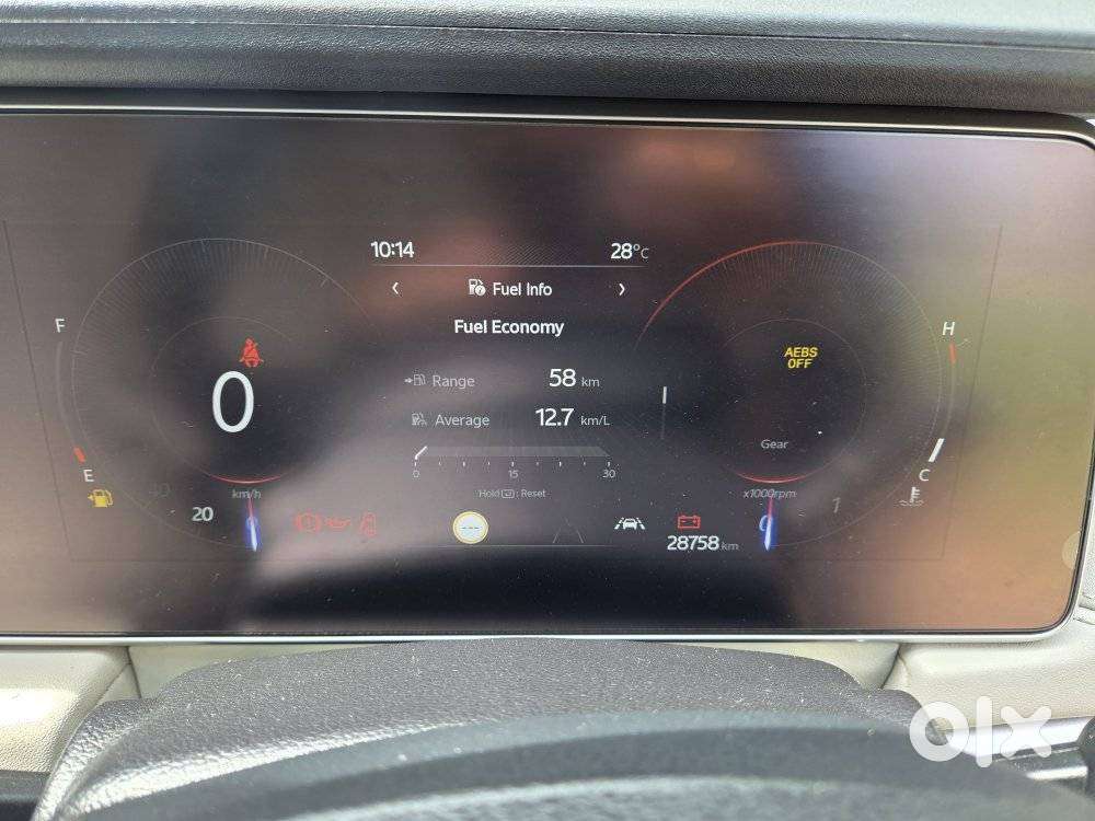 Mahindra Xuv700 2.2 Ax 7 Diesel Mt Luxury Pack Str, 2024, Diesel