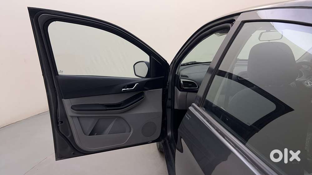Tata Tiago 1.2 Revotron Xz Plus, 2020, Petrol