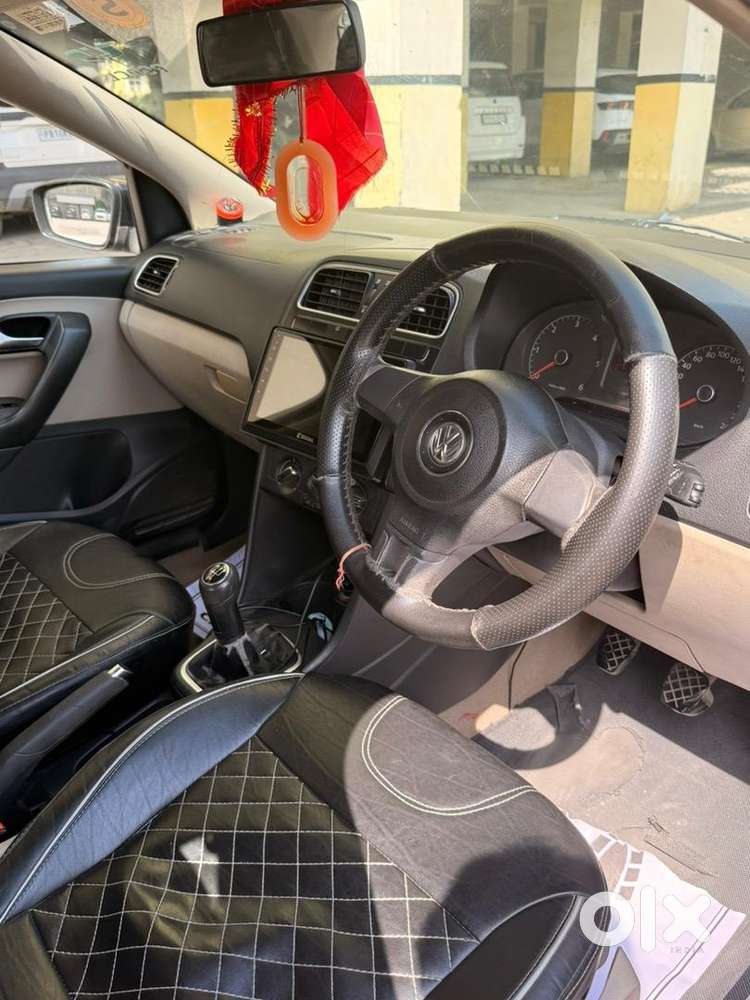 Volkswagen Polo 2012 Diesel 150000 Km Driven