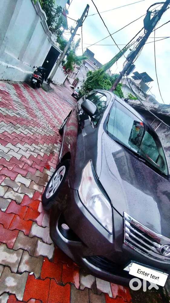 Toyota Innova 2013 Diesel Well Maintained