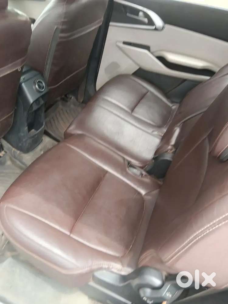 Kia Carens 1.4 Luxury 2022