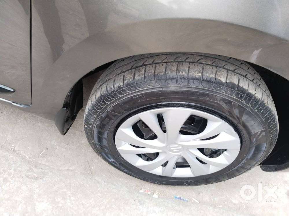 Maruti Suzuki Swift 1.2 Vxi (o), 2022, Petrol