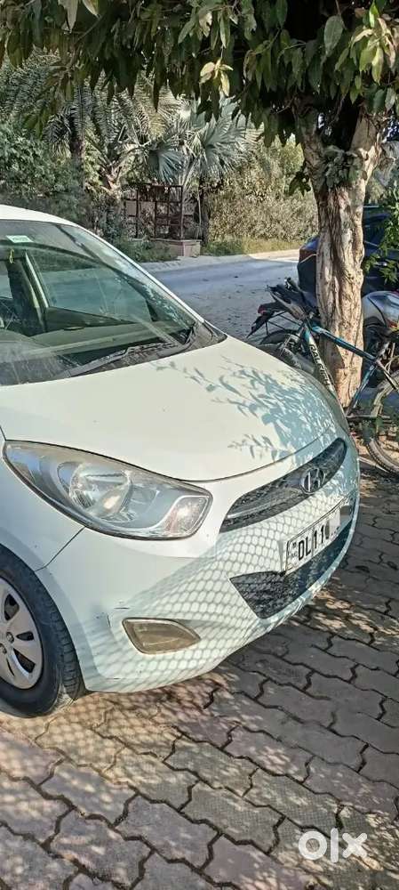 Single Handed Hyundai I10 Magna 2012 Cng & Petrol Car White
