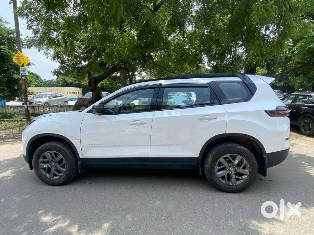 Tata Safari Pure Plus At, 2025, Diesel