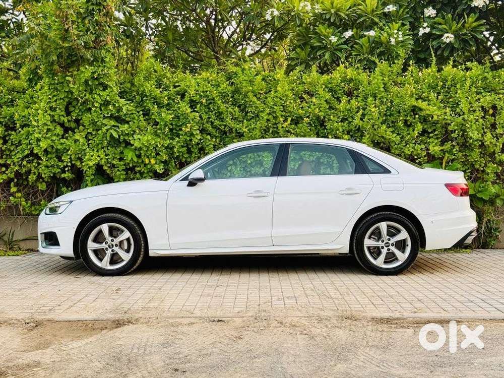 Audi A4 2.0 Technology 40 Tfsi, 2024, Petrol
