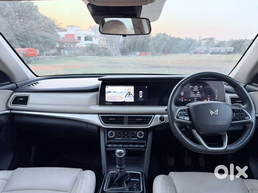 Mahindra Xuv 700 Ax7l 2023 Model