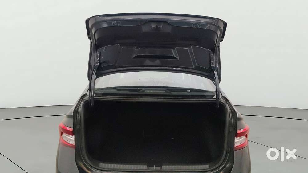 Skoda Slavia 1.5 Tsi Style Dsg, 2022, Petrol