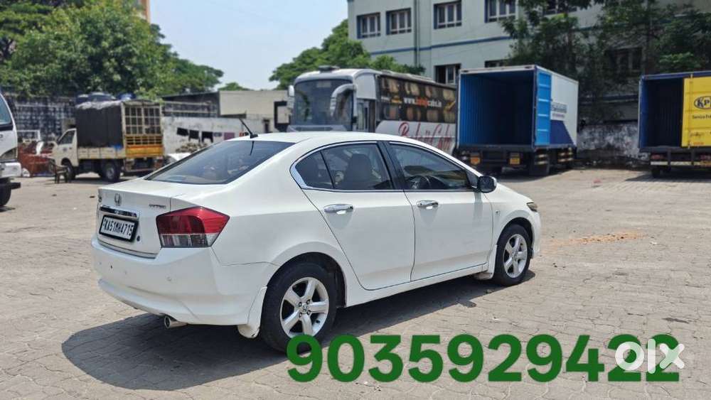 Honda City 2011-2013 V At Exclusive, 2011, Petrol