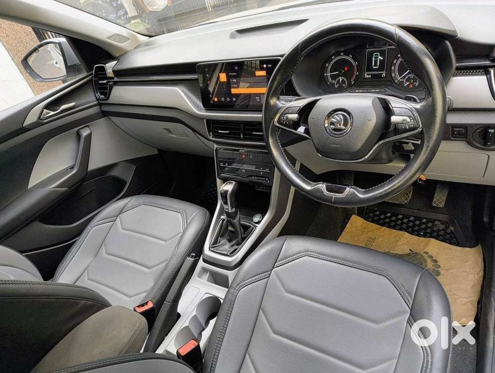 Skoda Kushaq 1.0 Tsi Ambition, 2022, Petrol