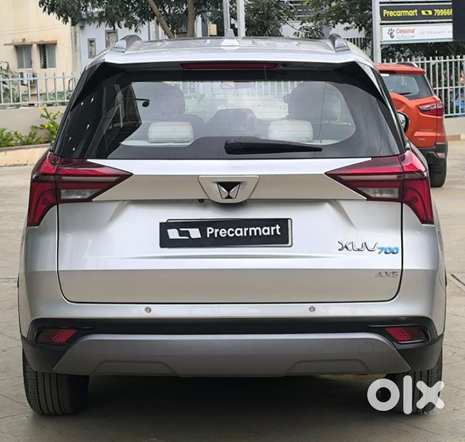 Mahindra Xuv700 2.0 Ax 5 Petrol Mt 7 Str, 2022, Petrol